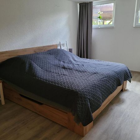 Ferienwohnung Mit Balkon Holle エクステリア 写真